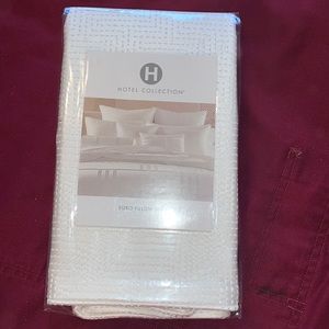 NWT❗️ Hotel collection Euro pillow sham❤️